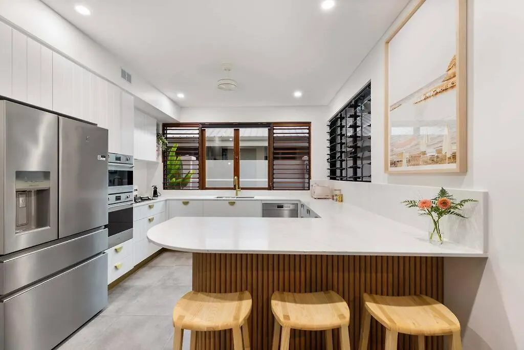 Willow On Garrick Port Douglas Villa